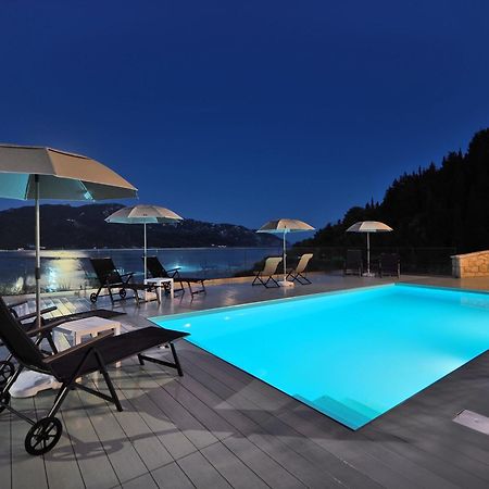 Villa Euphoria Apts Afión Eksteriør bilde