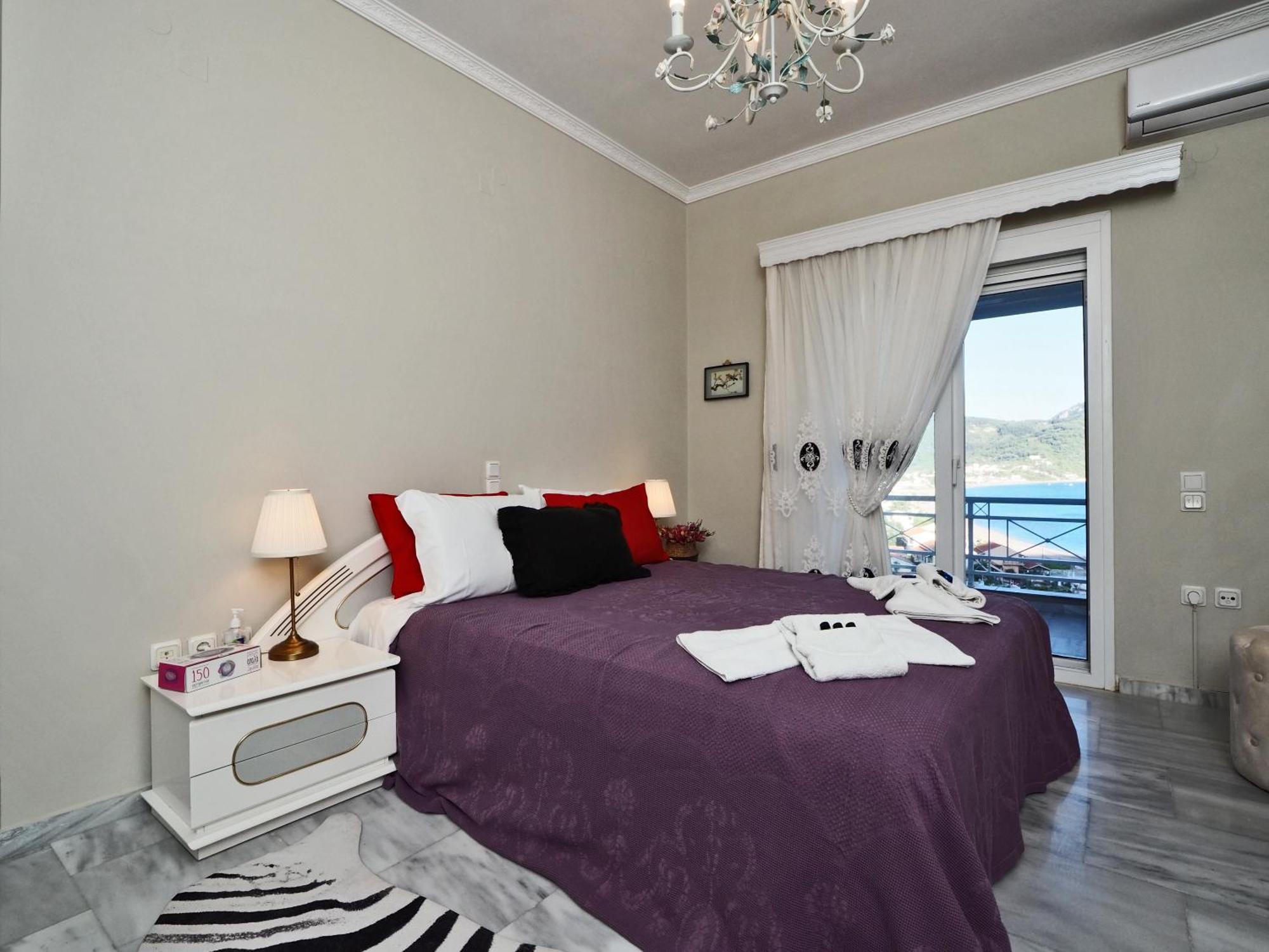 Villa Euphoria Apts Afión Eksteriør bilde